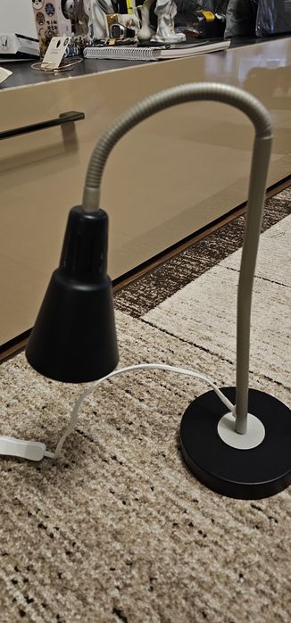 Lampi pat Ikea .