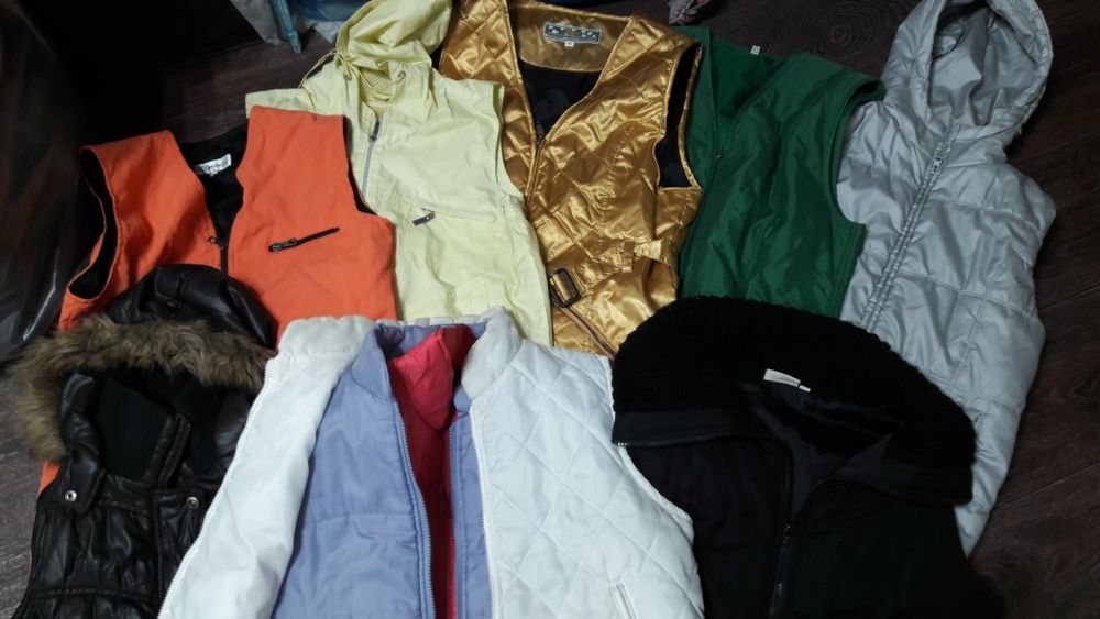 Безрукавки second hand