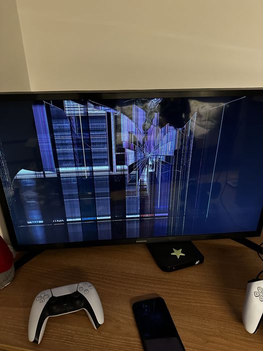 Телевизор Samsung 32’