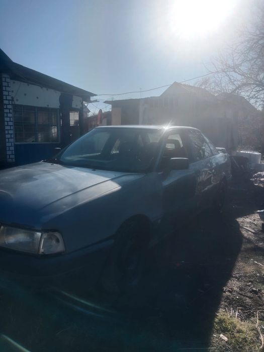 Ауди 80 Б3 целиком