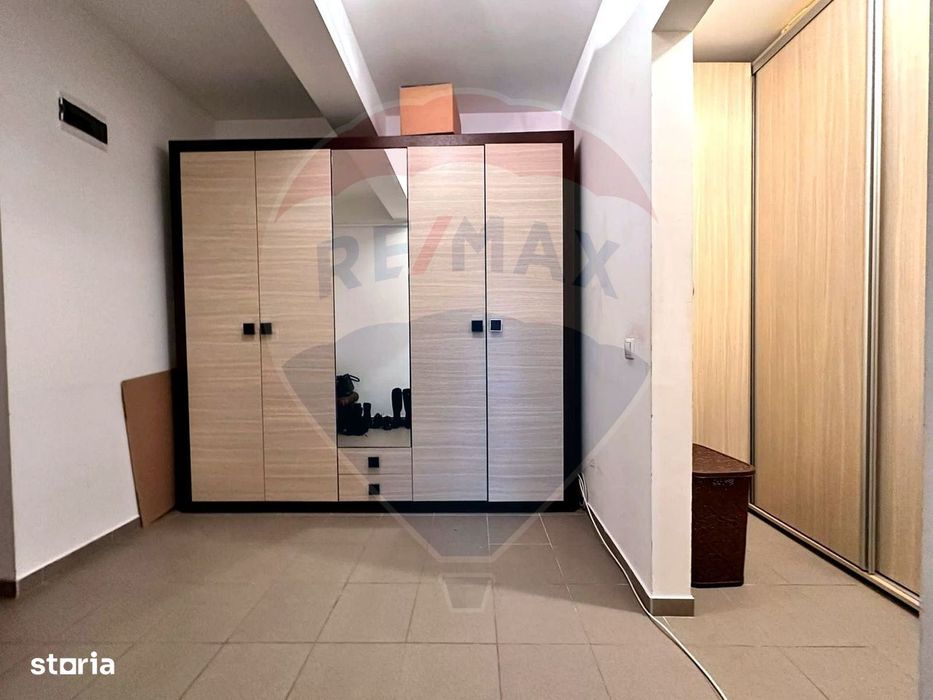 Apartament 3 camere, 63 mp, balcon 9 mp