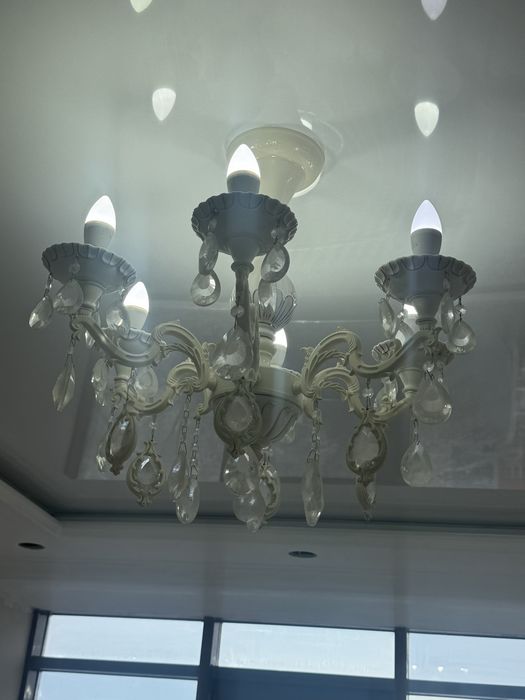 Люстры 6 рожковые