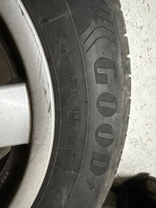 Летни Гуми Пасат Джета Голф Джанти 195/65 R15