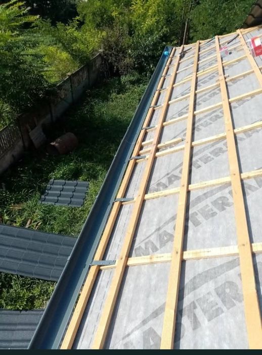 Oferta la tabla la 50 de lei metru pătrat cu montaj cu tot