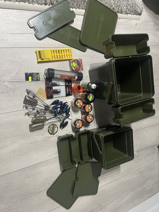 Vand accesori de pescuit la crap