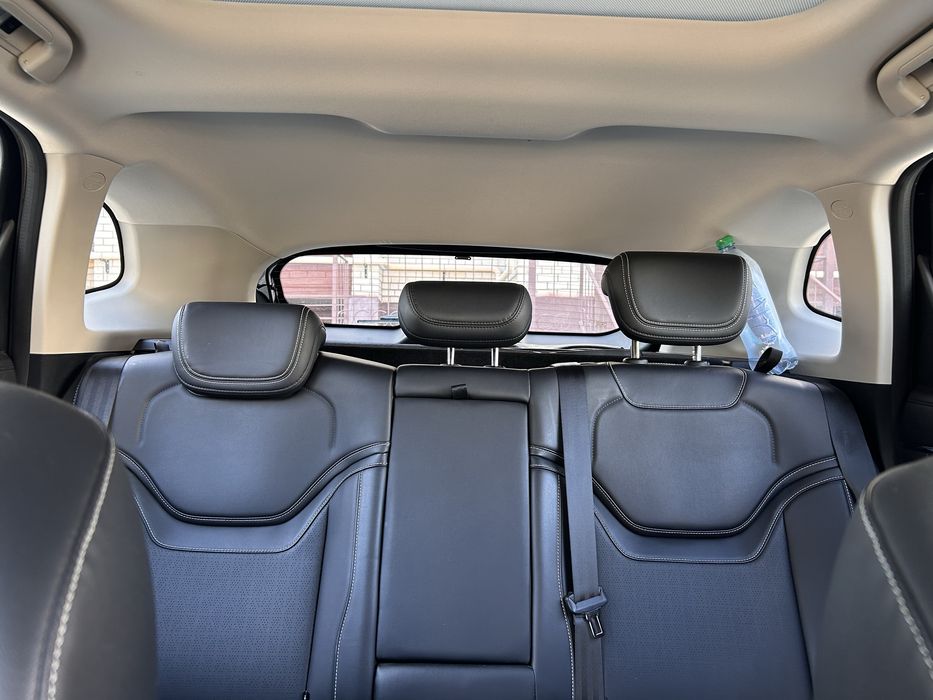 Продам срочно машину