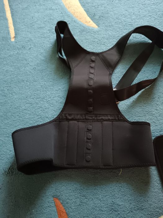 Vând corset pt spate