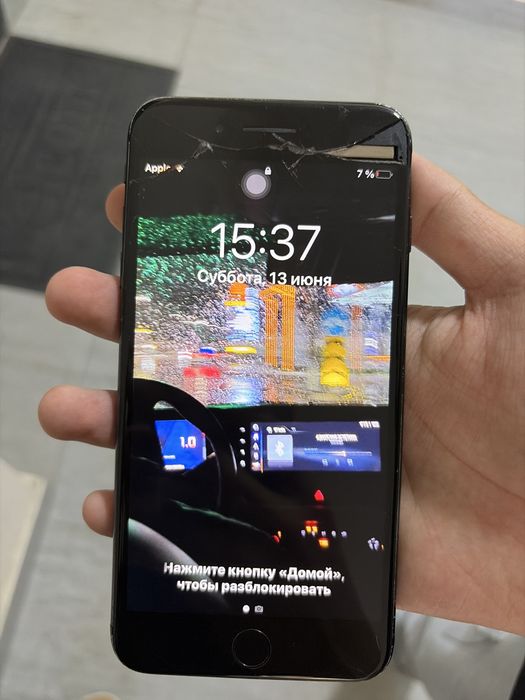 Iphone 7 plus 128gb: 600 000 so’m