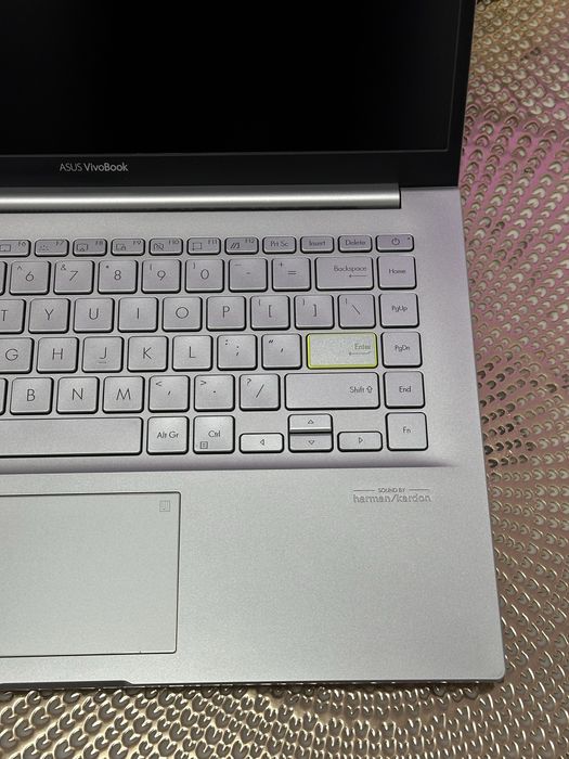 Asus VivoBook 14” i5 - 11th, 8Gb Ram, 512gb SSD, Intel Iris Xe, ca nou