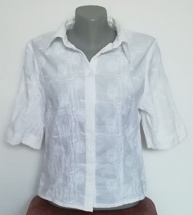 Дамски ризки с бродерия - бяла и бежова