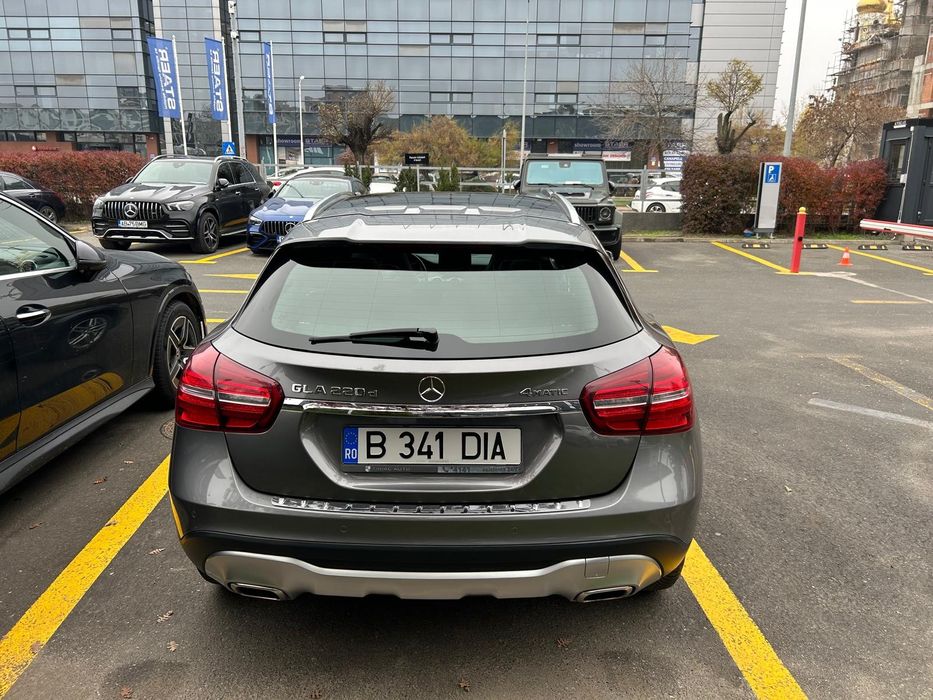 Mercedes-Benz GLA 220 d/4Matic