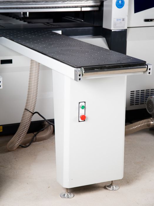 Форматно-раскроечный центр с ЧПУ JIYU KS933