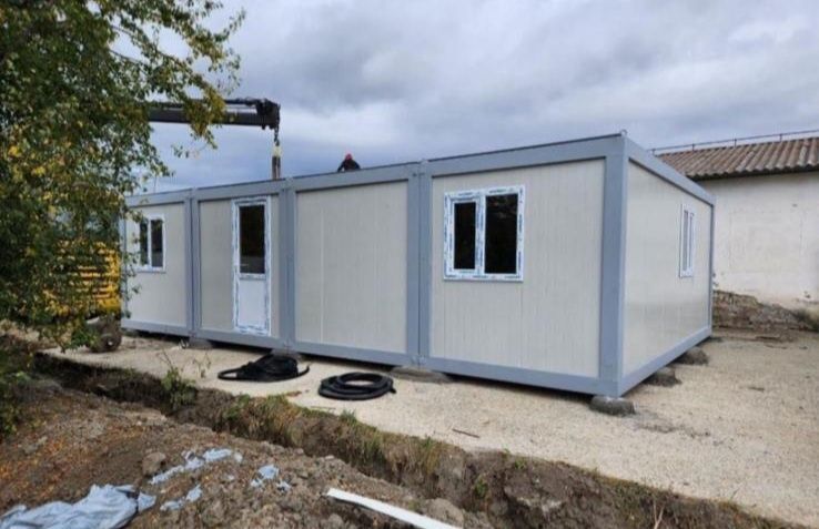 Vand containere modulare 6x3m la super preț