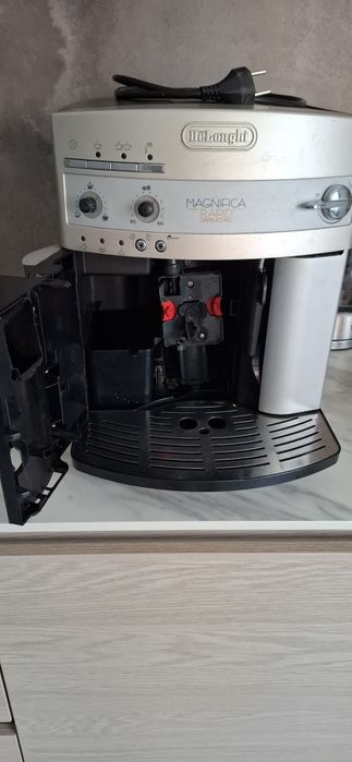 Кафеавмтомат Delonghi Magnifica