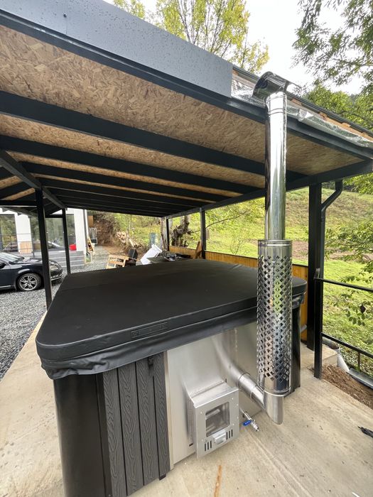 Jacuzzi piscină pătrat