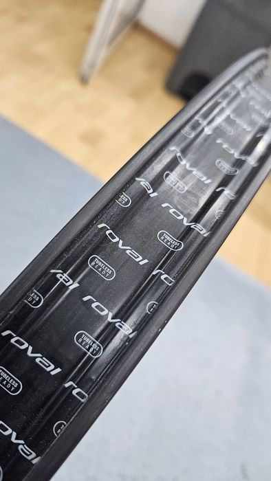 Roata față mtb/e mtb, Roval. Carbon, nouă