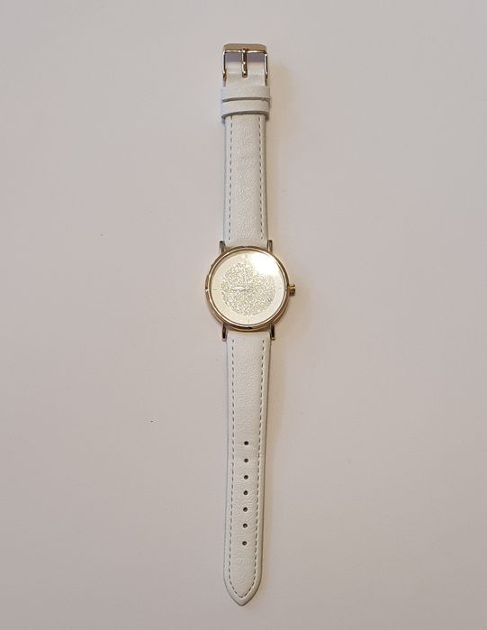 Ceasuri dama modele diferite