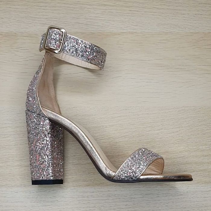 Sandale dama marimea 37