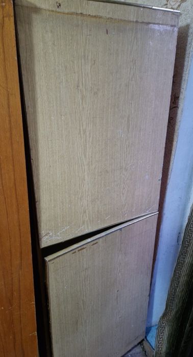 отдам срочно бесплатно шкаф тумбы кровать