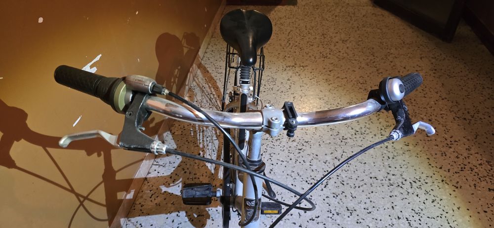 Vand bicicleta Peugeot