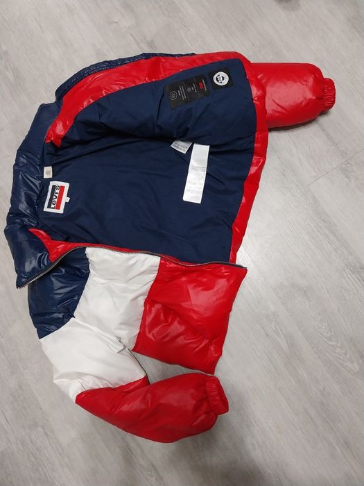 LEVIS-XS- размер, с гъши пух, водоустойчиво  оригинално дамско яке. 65