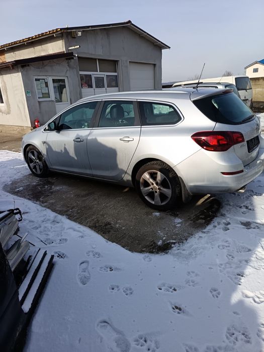 Dezmembrez piese astra j capota bara faruri usa oglinda haion motor