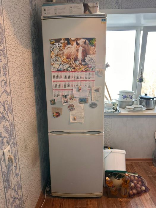 Холодильник Б/у бесплатно