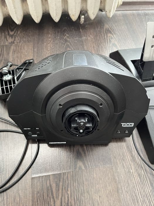 Волан Thrustmaster T300 RS GT