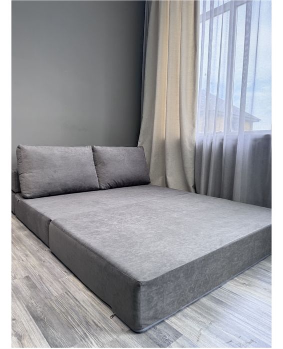 Продам бескаркасный диван