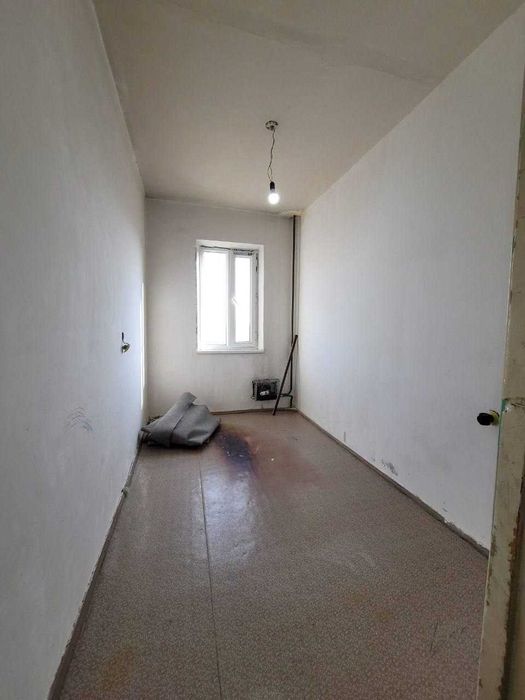 Продается 3-х комнатная квартира. без ремонта. Юнус-абад-14.