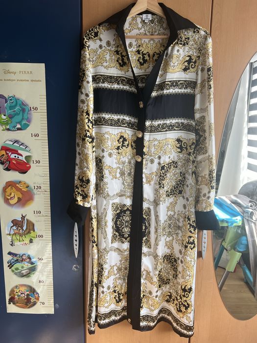 Рокля от марката Gil Santucci