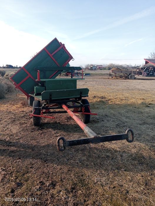 Platforma basculanta de vanzare