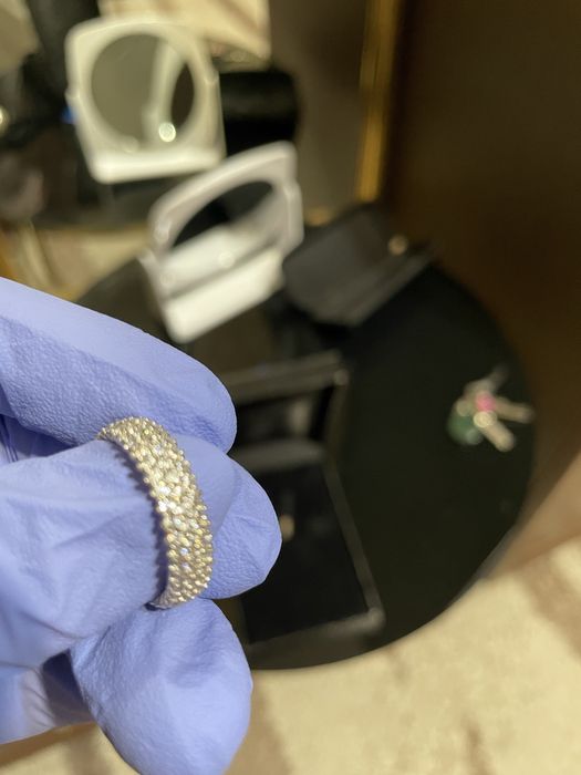 Продам кольцо