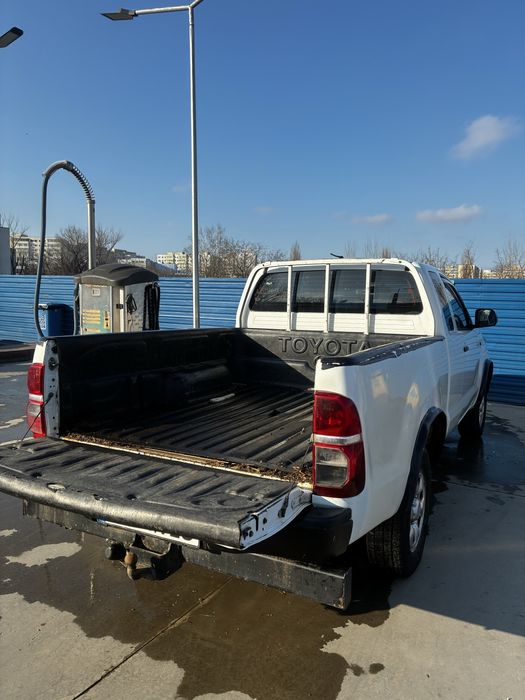 Toyota Hilux facelift 2013 4x4