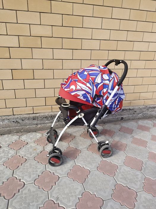 Коляска детская , хорошая