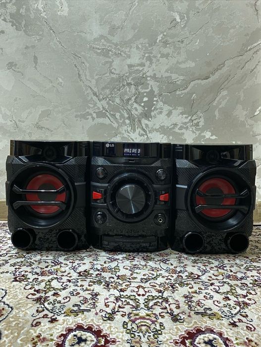 Muzikalni sentr LG