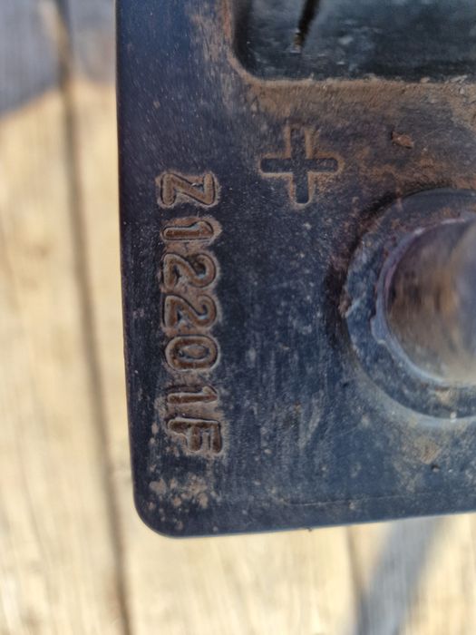 Baterie auto Macht

Vând baterie auto Macht