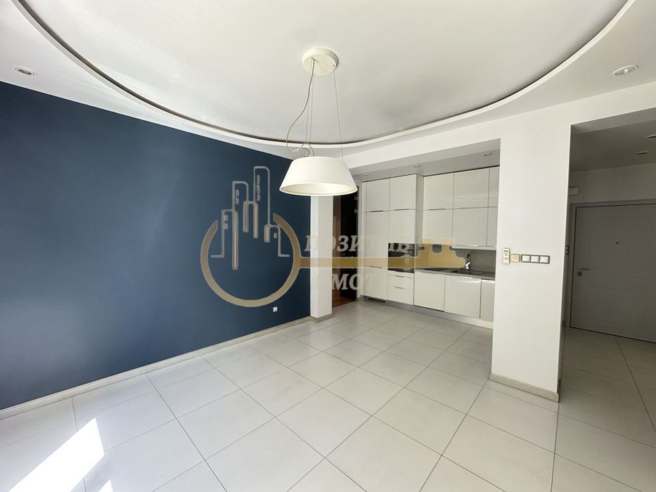 Дава се под наем Офис в София, Център - 120 кв.м за 1300 € - Снимка #3