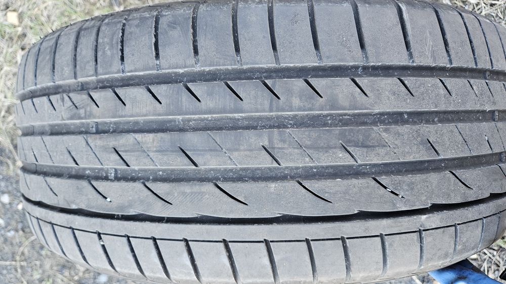 2бр гуми 225 55 16 дот 22 лауфен laufen