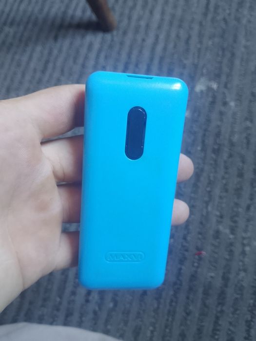 Продам мобильник на связь