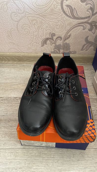 Женские туфли 38 размер