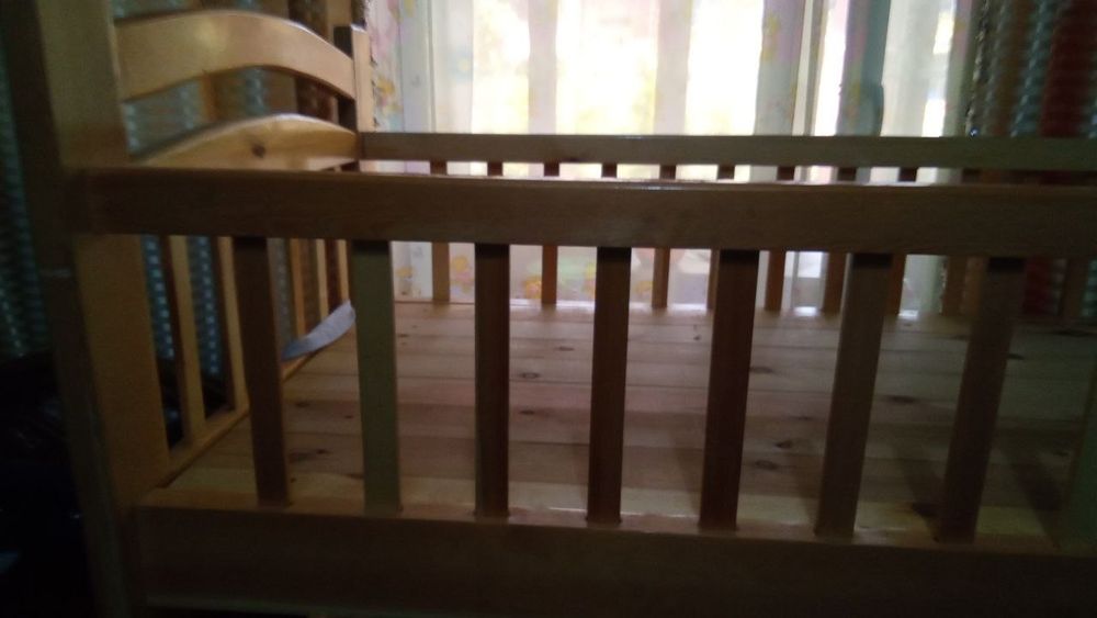 Двухъярусная кровать