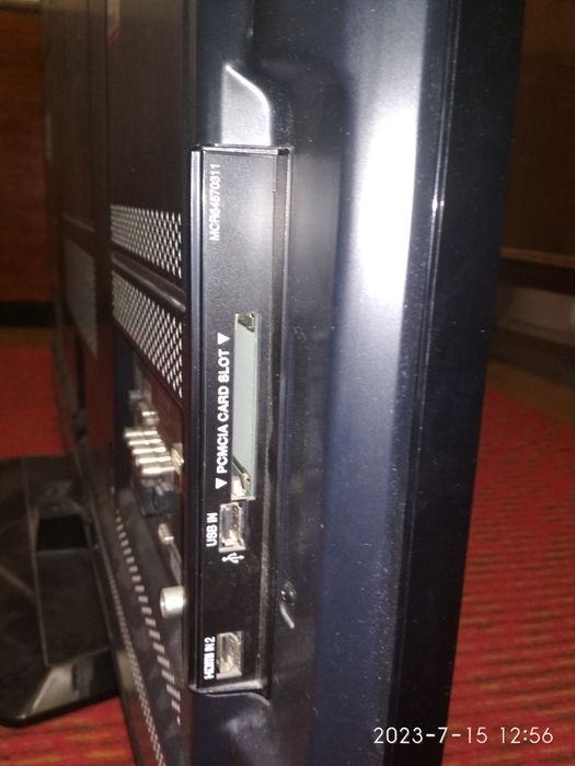 Плазменный телевизор фирмы LG 42