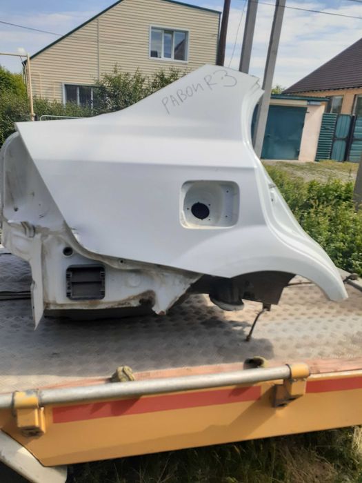 Задняя часть крылья  Лонжероны пороги  крыша стекла Равон Р3