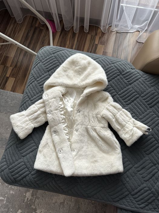 Туфли на девочку, белая шубка на девочку