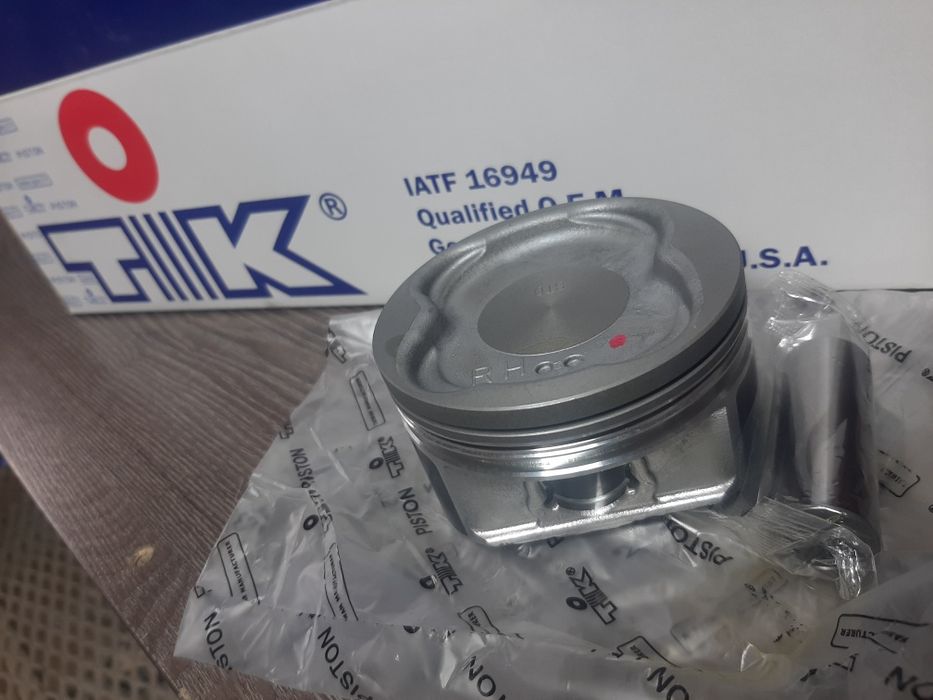 Поршень Тойота 2UZ-FE 4.7 Land Cruiser