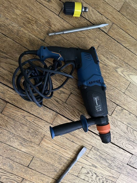 Ciocan rotopercutor 800W 2.9j