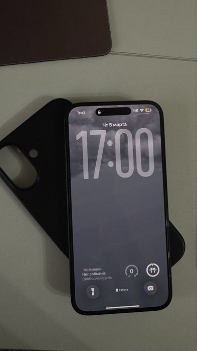 Продам iPhone 16 Plus