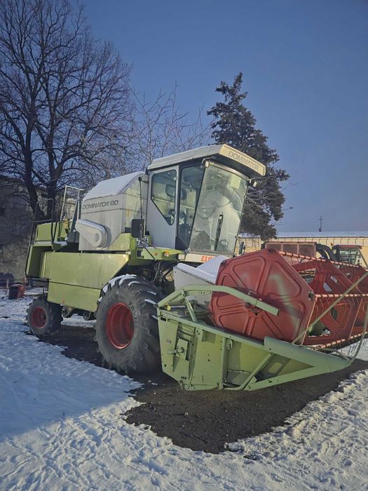 Зерноуборочный комбайн / ДОН