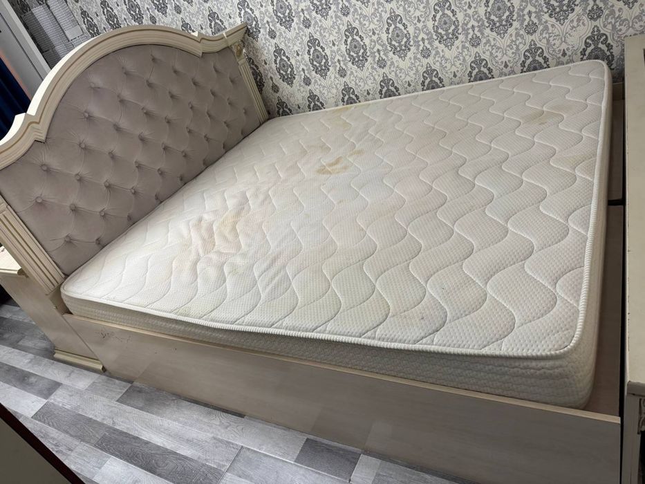Mebel spalni sotiladi 210x190 kottagina